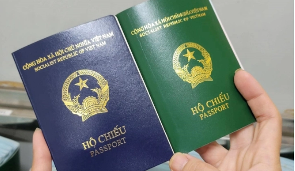 Tờ khai xin cấp hộ chiếu mới nhất 2025 và hướng dẫn cách điền